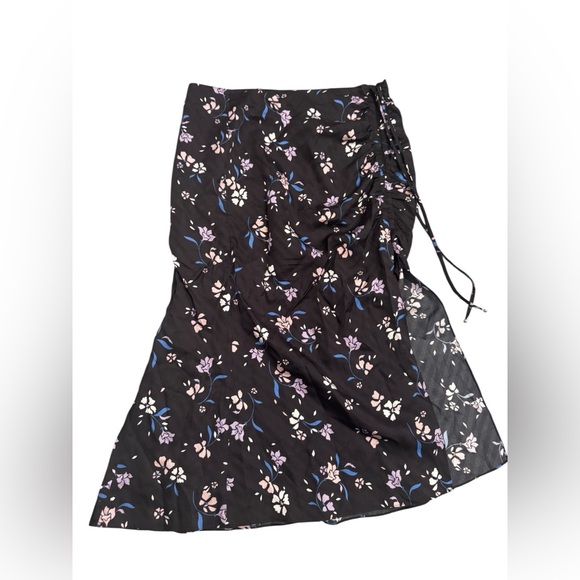 Veronica Beard Vanity Ruched Floral Print Silk Blend Skirt Size 4 Midi Slit - Picture 9 of 13